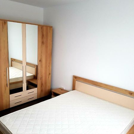 Happyhome Central Deluxe Apartments Oradea Ngoại thất bức ảnh