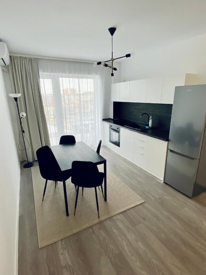 Happyhome Central Deluxe Apartments Oradea Ngoại thất bức ảnh