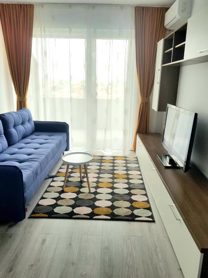 Happyhome Central Deluxe Apartments Oradea Ngoại thất bức ảnh